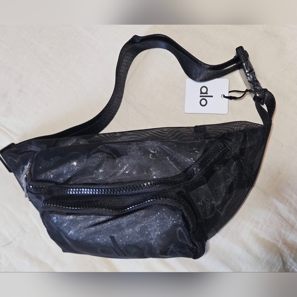 🩷🩵alo Yoga Bag Belt crossbody bag Mesh💚💜
